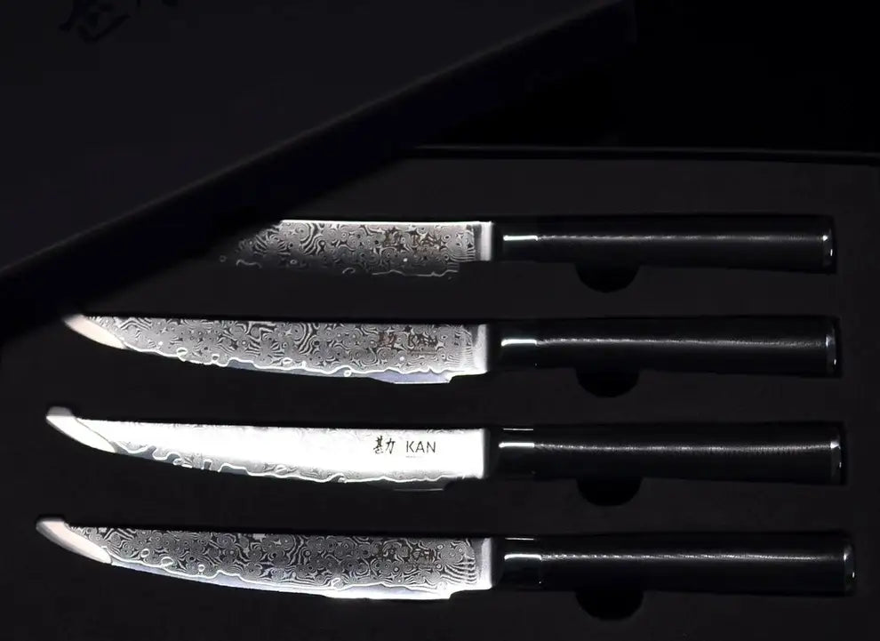 KAN steak knives